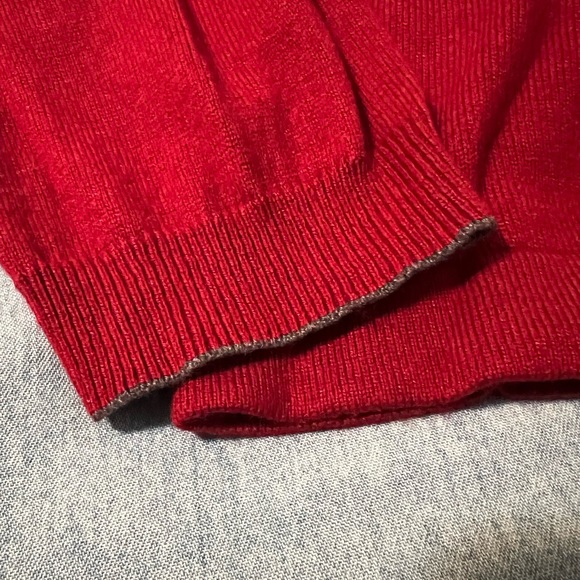 Banana Republic silk cashmere zip T sweater. Red. Mens medium. - Picture 9 of 9
